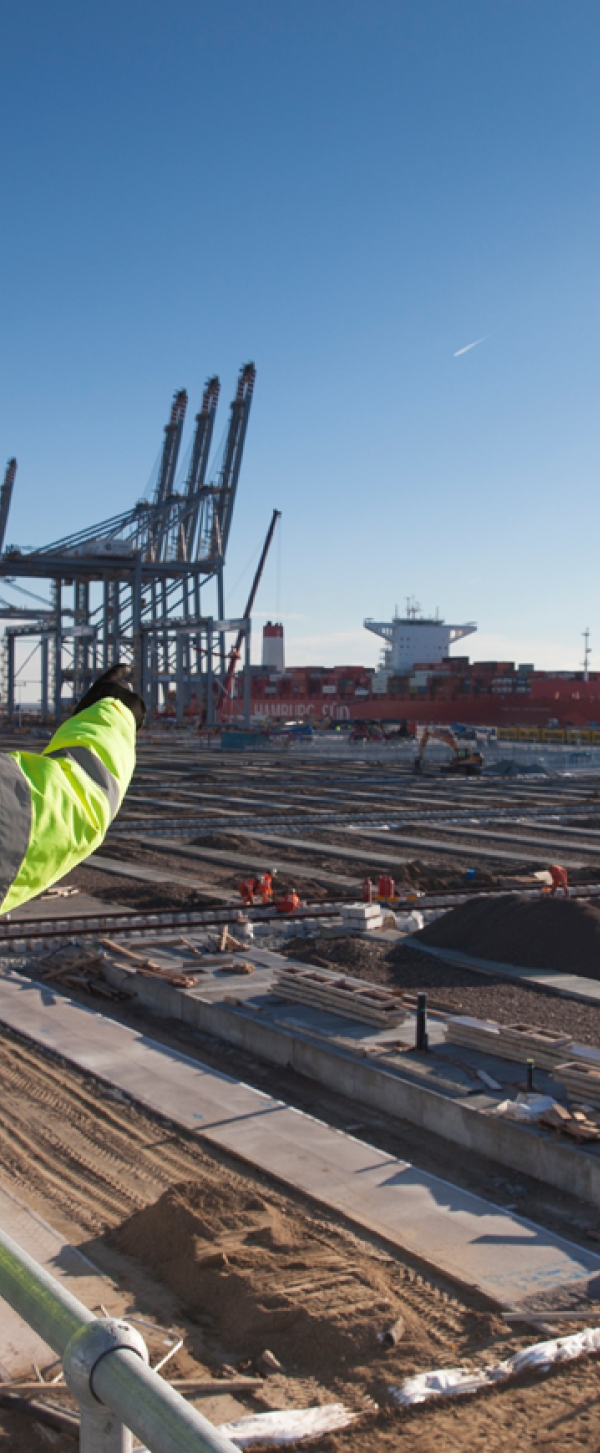 VolkerFitzpatrick London Gateway DP World 2.jpg