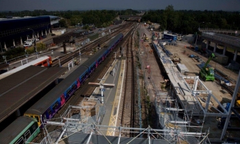 Gatwick Station (78).jpg