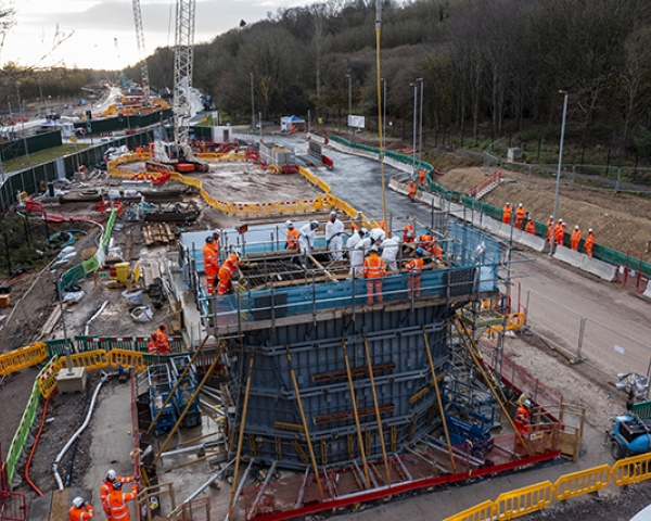 The Colne Valley Viaduct's first peer under construction December 2021 _web.jpg