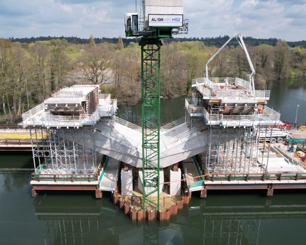 V pier under construction for the Colne Valley Viaduct May 2023.JPG