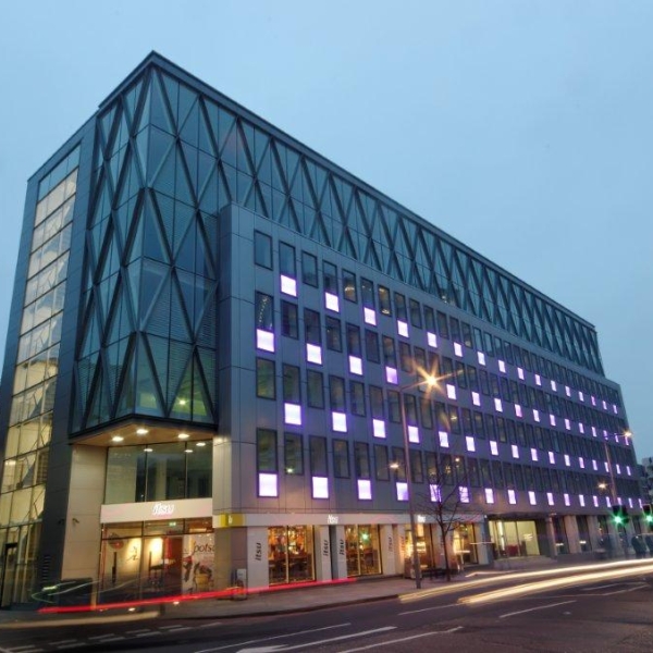 C10457 - 65 Southwark Street (68).jpg