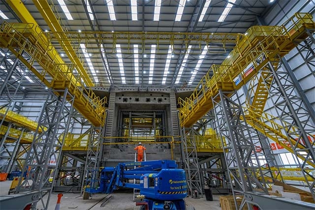 HS2 opens huge new factory as work ramps up on UK’s longest railway bridge.jpg