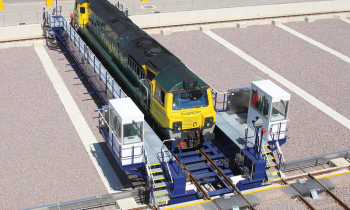 tn_gb-felixstowe-traverser-class70.jpg