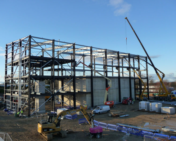 Milton-Keynes-waste-recovery-VolkerFitzpatrick-steelwork-LR.jpg