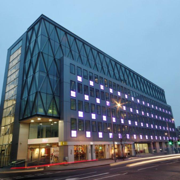 C10457 - 65 Southwark Street (68).jpg